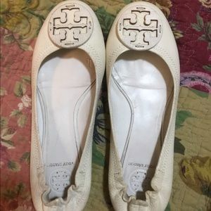 Tory Burch flats Ivory size 10 GUC